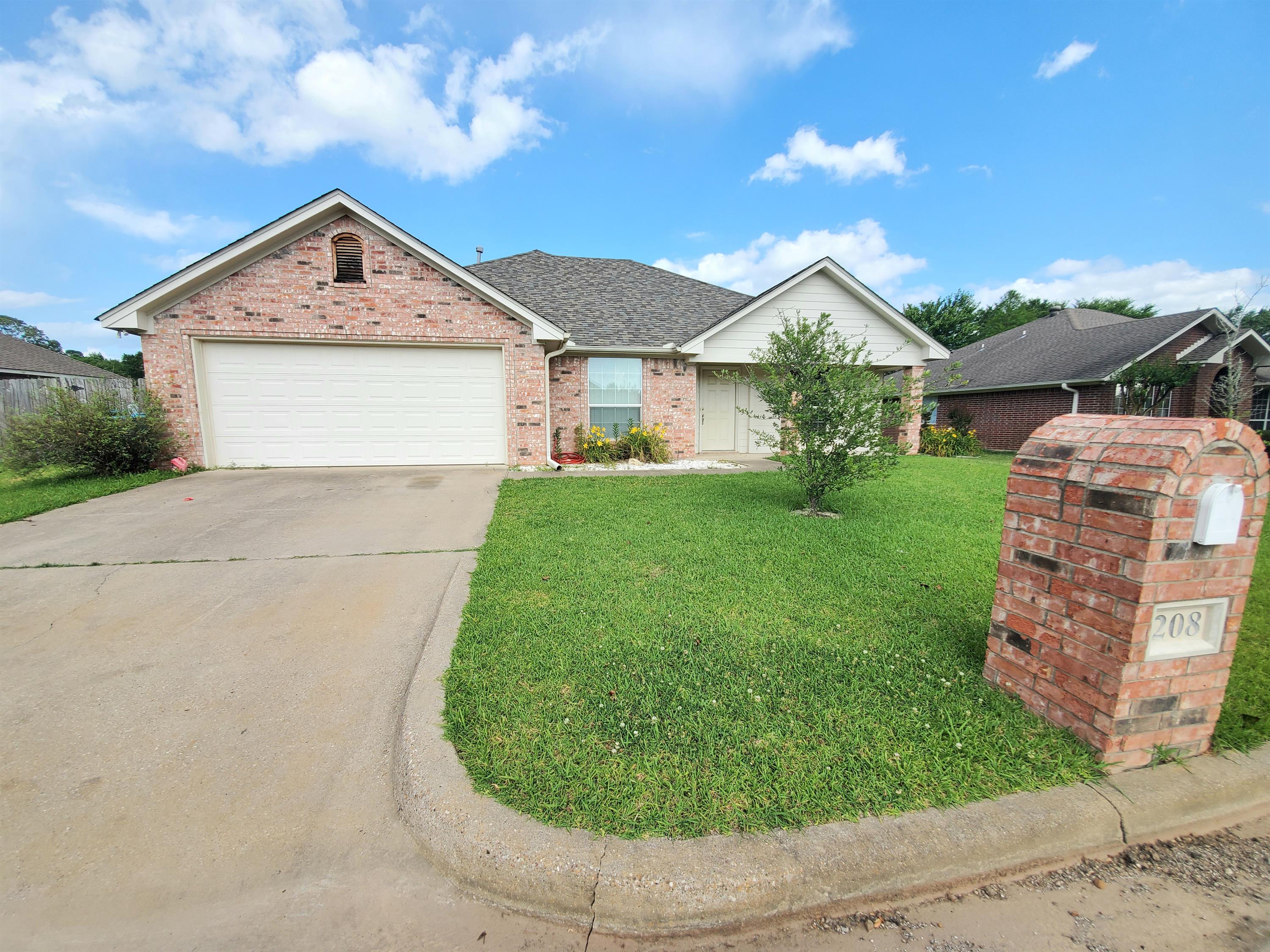 Request a Viewing for 208 Amanda Court Tenant Turner