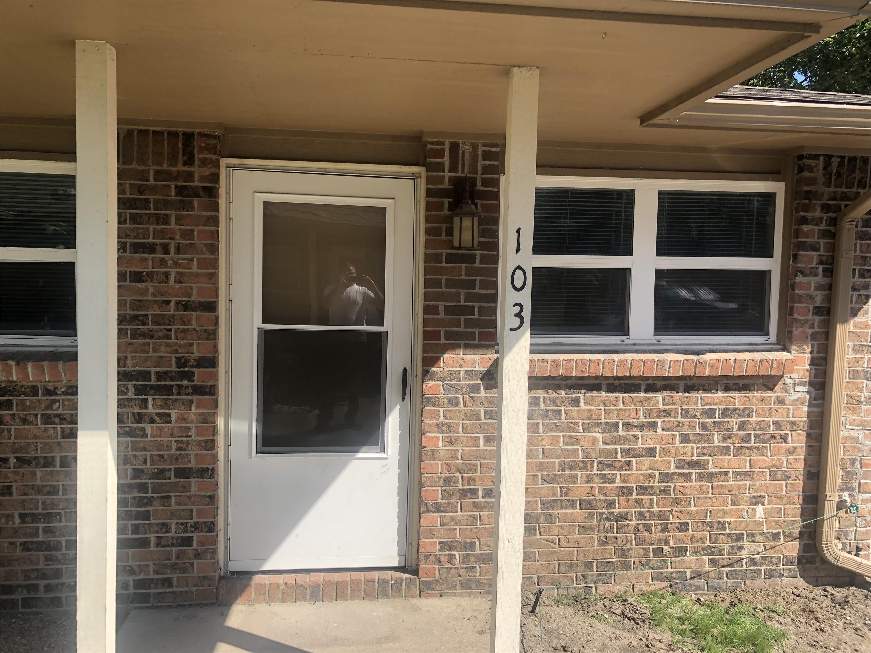 Request a Viewing for 1512 South Meridian Avenue 103 Tenant Turner