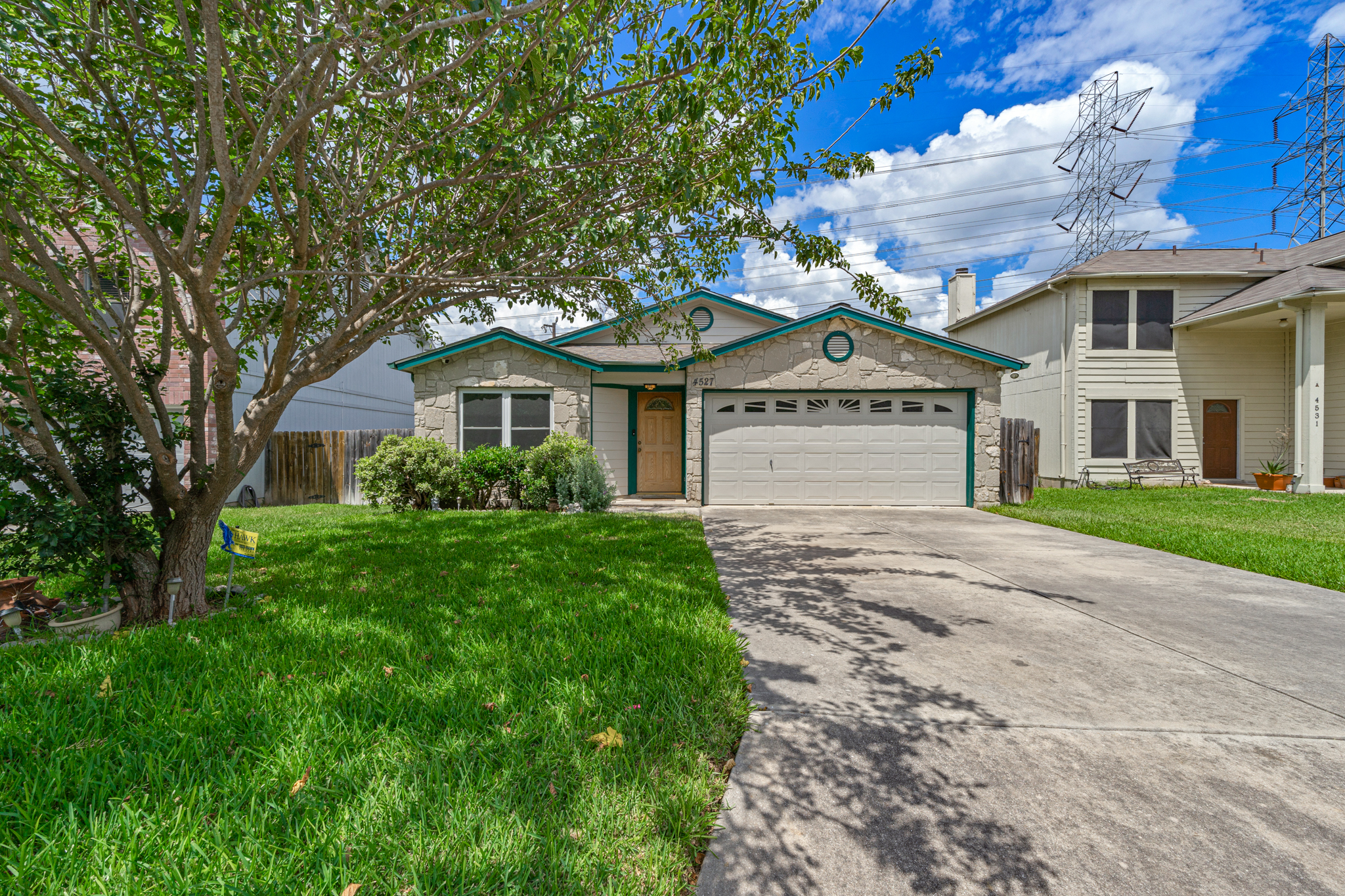 San Antonio House: 4527 Stradford Place