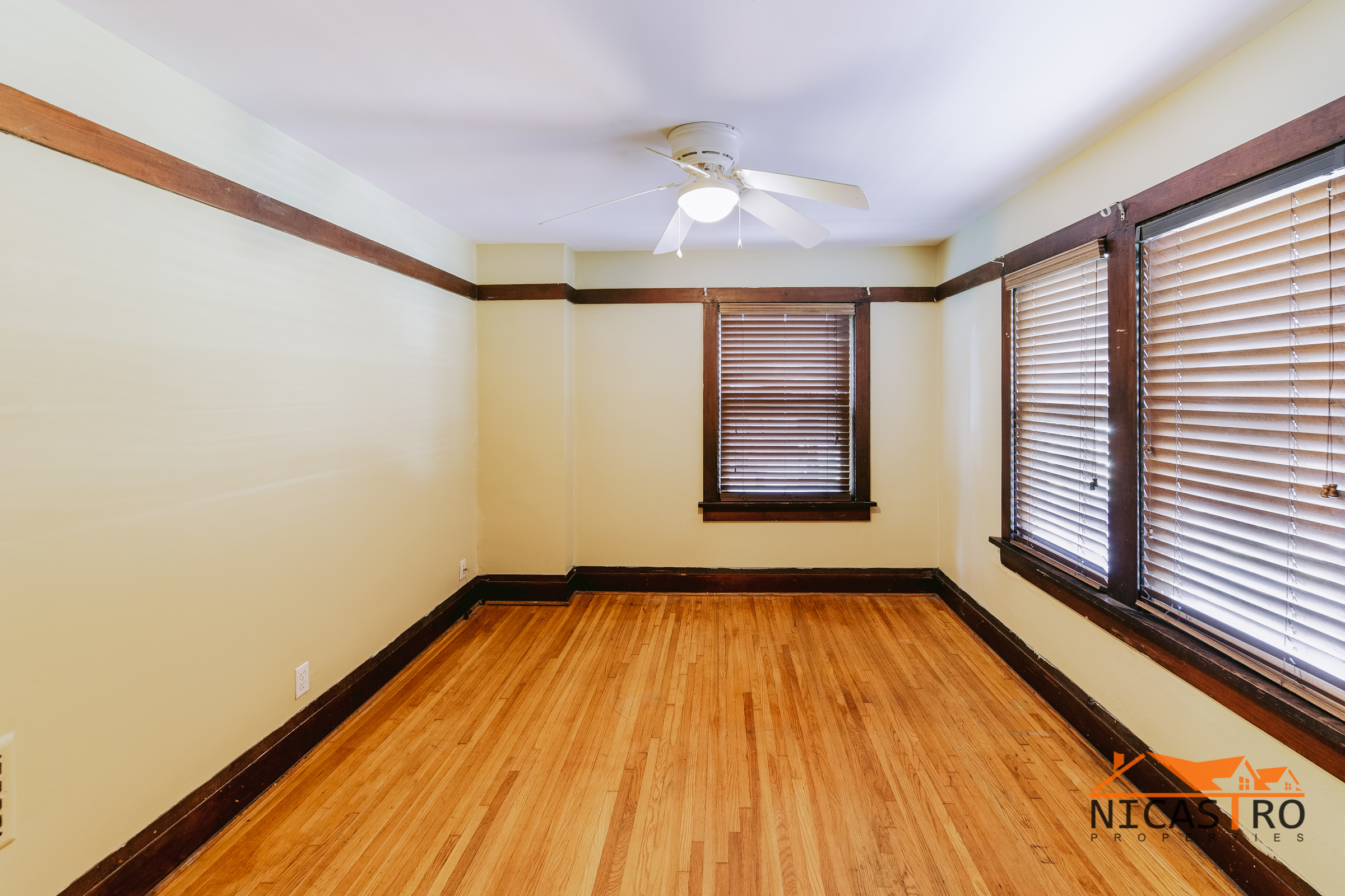 Request a Viewing for 2140 Waldeck Avenue Tenant Turner