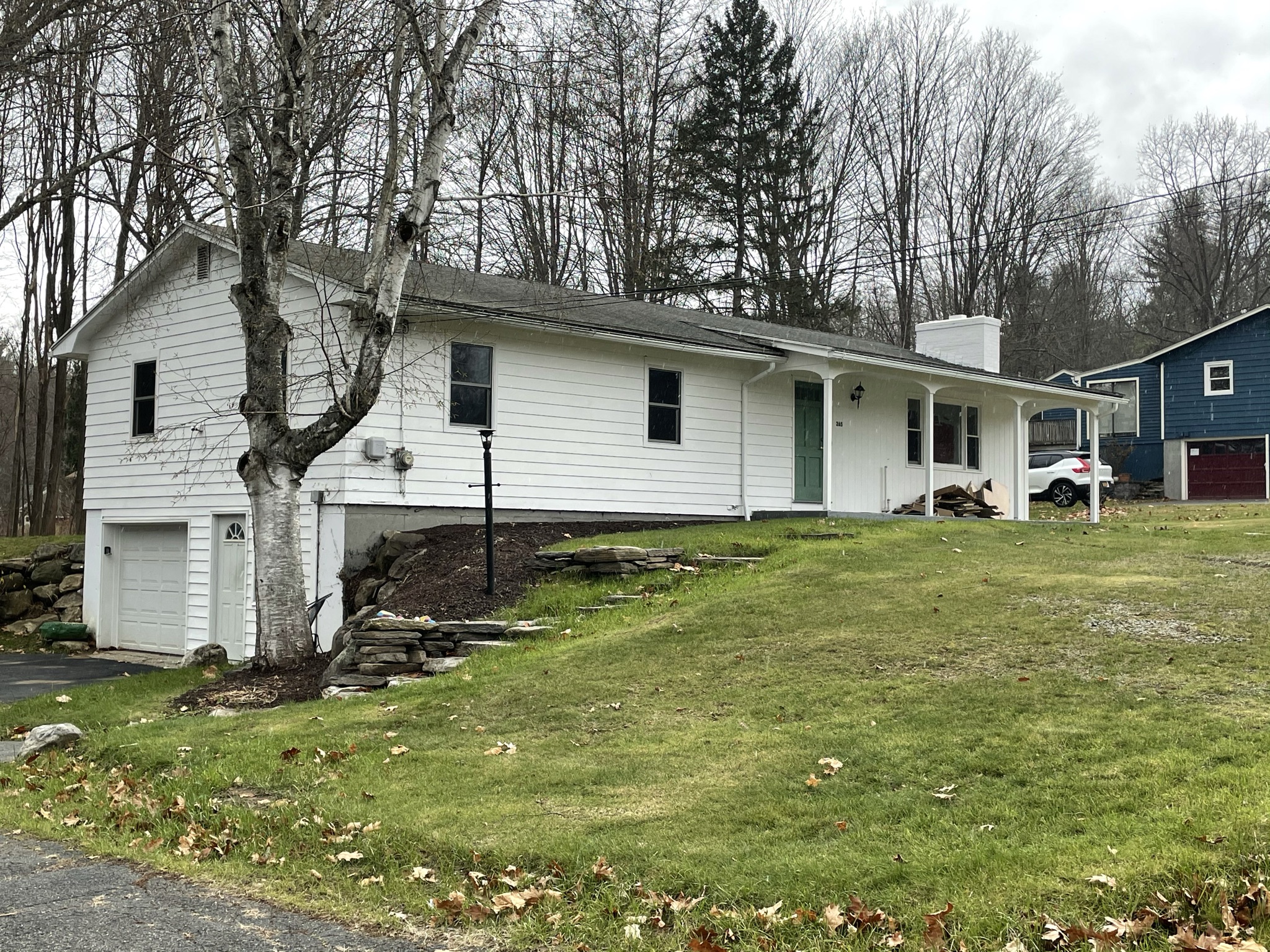 Amherst House: 265 Strong Street