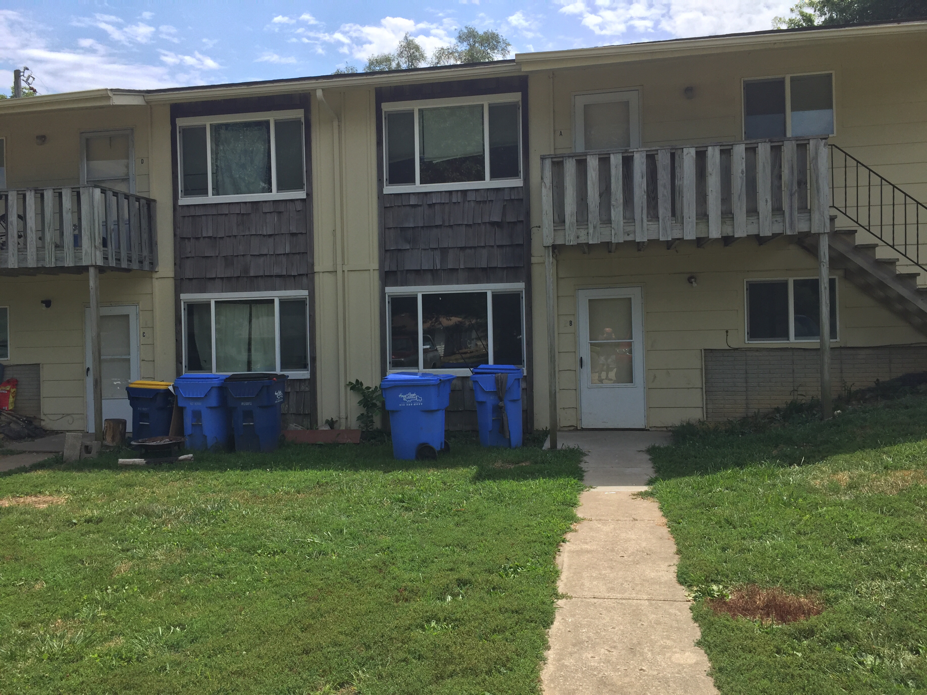 Tonganoxie Condo: 202 Grace - B